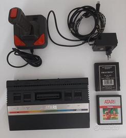 Atari 2600 + 2 Giochi