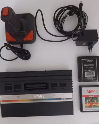 Atari 2600 + 2 Giochi
