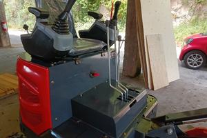 escavatore 18 quintali diesel 