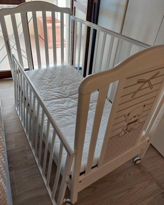 Lettino Italbaby completo di corredo