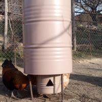 Dispenser mangiatoia polli maxi acciaio 200kg