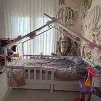 Letto montessori con materasso e cassetti