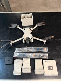 Dji mini 4 pro fly more senza rc controller