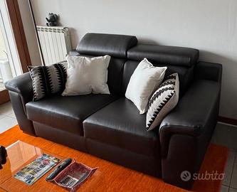 Divano letto 3 posti in pelle colore marrone