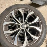 Cerchi in lega + gomme neve Fiat 500X