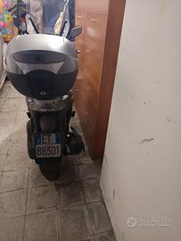 scooter Kymco peoples 150i