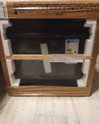 Forno elettrico Perla. Imballato.