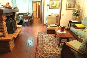 Villa di 250 m² con più di 5 locali e box auto dop