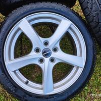 Kit 4 Ruote Invernali Toyota Auris - Cerchi BORBET