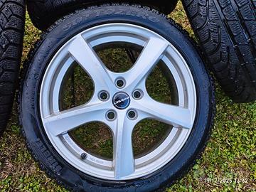 Kit 4 Ruote Invernali Toyota Auris - Cerchi BORBET