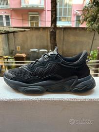 ADIDAS OZWEEGO BLACK CARBON 