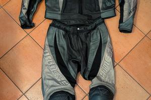 Tuta in pelle da moto due pezzi Dainese