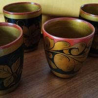 Oggetti in legno di artigianato russo