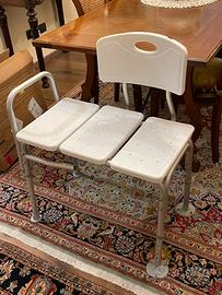 Sgabello doccia anziani con schienale