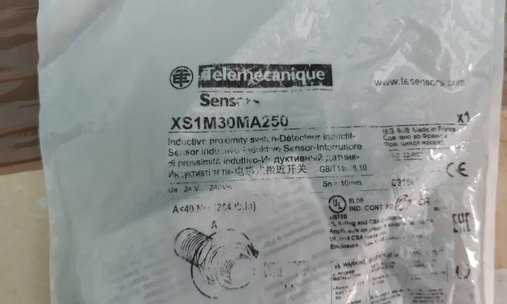 Sensore Telemecanique XS1M30MA250