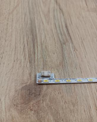 Barra led striscia led TV 