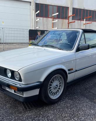 BMW 320i E30 Cabrio