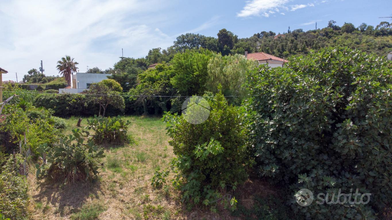 TER. RESIDENZIALE A IMPERIA - Vista 5