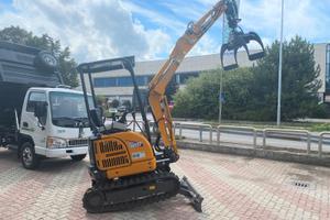 Miniescavatore Kato HD 17 VXE Pinza Legna Rotore