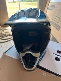 Casco motocross agv