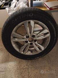 Hyundai ix35 ruota di scorta