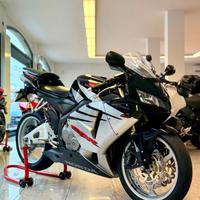 HONDA CBR 600 RR 2005 FINANZIABILE