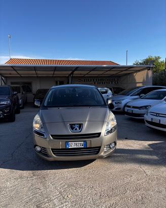 Peugeot 5008 2.0 HDi 150CV Business