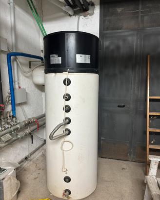 Pompa di calore in ACS 300L HP WW