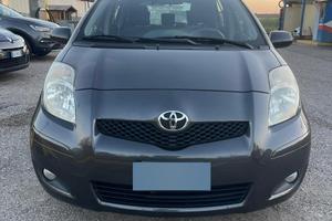 TOYOTA YARIS 1.33 BENZINA (2011)