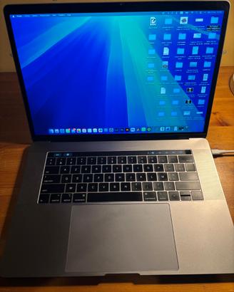 MacBook Pro Touch Bar 15" Retina (2018)