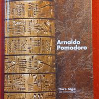 " Arnaldo Pomodoro" F. Bigai. Arte contemporanea 