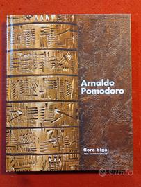 " Arnaldo Pomodoro" F. Bigai. Arte contemporanea 