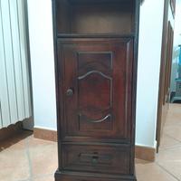 mobiletto in legno