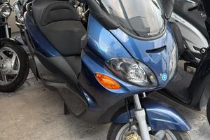 Piaggio X 9