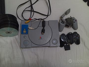 play 1 con joystick originale e della ps2