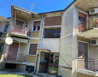 Immobile in asta di 69 m² con 2 locali e box auto 
