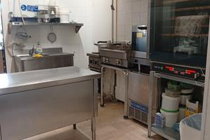 Laboratorio di pasticceria/rosticceria e panificaz