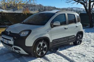 FIAT PANDA HYBRID 2025 - KM 5000