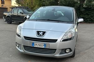 Peugeot 5008 1.6 HDi 112CV Business 5 posti