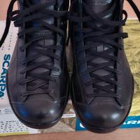 Scarpe trekking "Scarpa" 