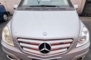 Ricambi Mercedes Classe B T245 200CDI 640941