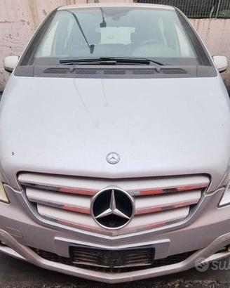 Ricambi Mercedes Classe B T245 200CDI 640941