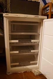 CONGELATORE VERTICALE IGNIS LIBERA INSTALLAZIONE