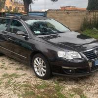 Volkswagen Passat 2.0 TDI DPF Comfortline Auto tag