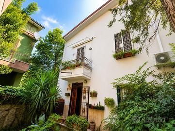 5 LOCALI A GUIDONIA MONTECELIO