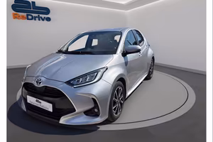 TOYOTA Yaris 1.5h trend