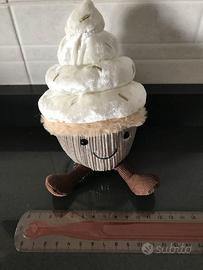 Jellycat London Cupcake di peluche