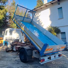 Macchina operatrice semovente