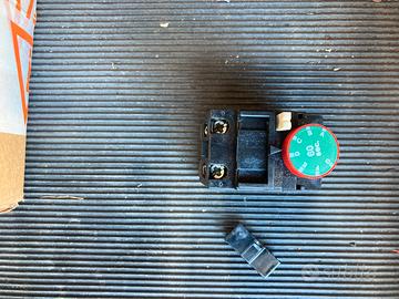 Temporizzatore pneumatico Lovato 60s