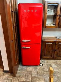 Frigorifero e congelatore SMEG rosso